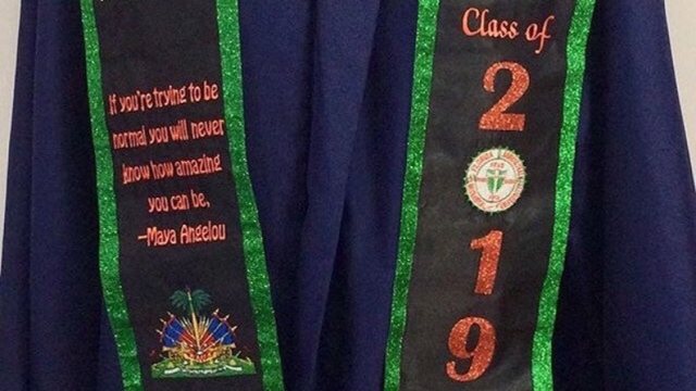 Steal the Show: The Art of Customized Graduation Stoles