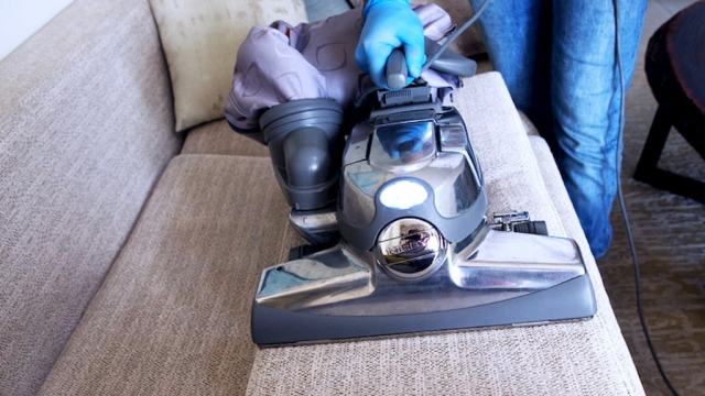 Renovação e Frescor: Limpeza de Sofá para um Lar Impecável