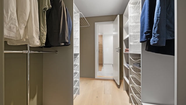 Understanding Bespoke Closet Designs What Makes Them Unique