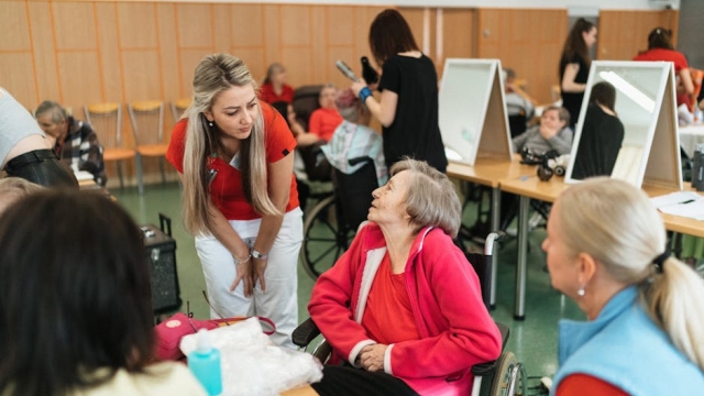 Understanding the Importance of Regular Pool Cleaning